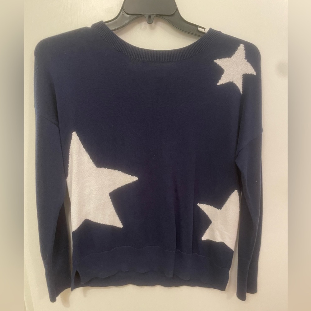 Adorable Vineyard Vines sweater! Women’s Size S